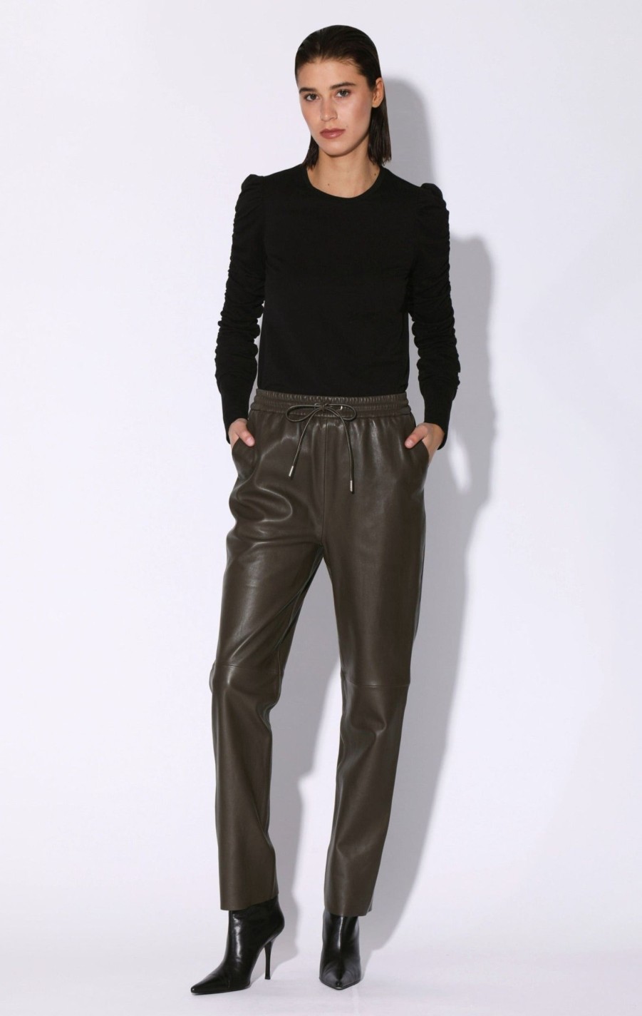 Walter Baker Levie Pant, Moss-Leather | Leather