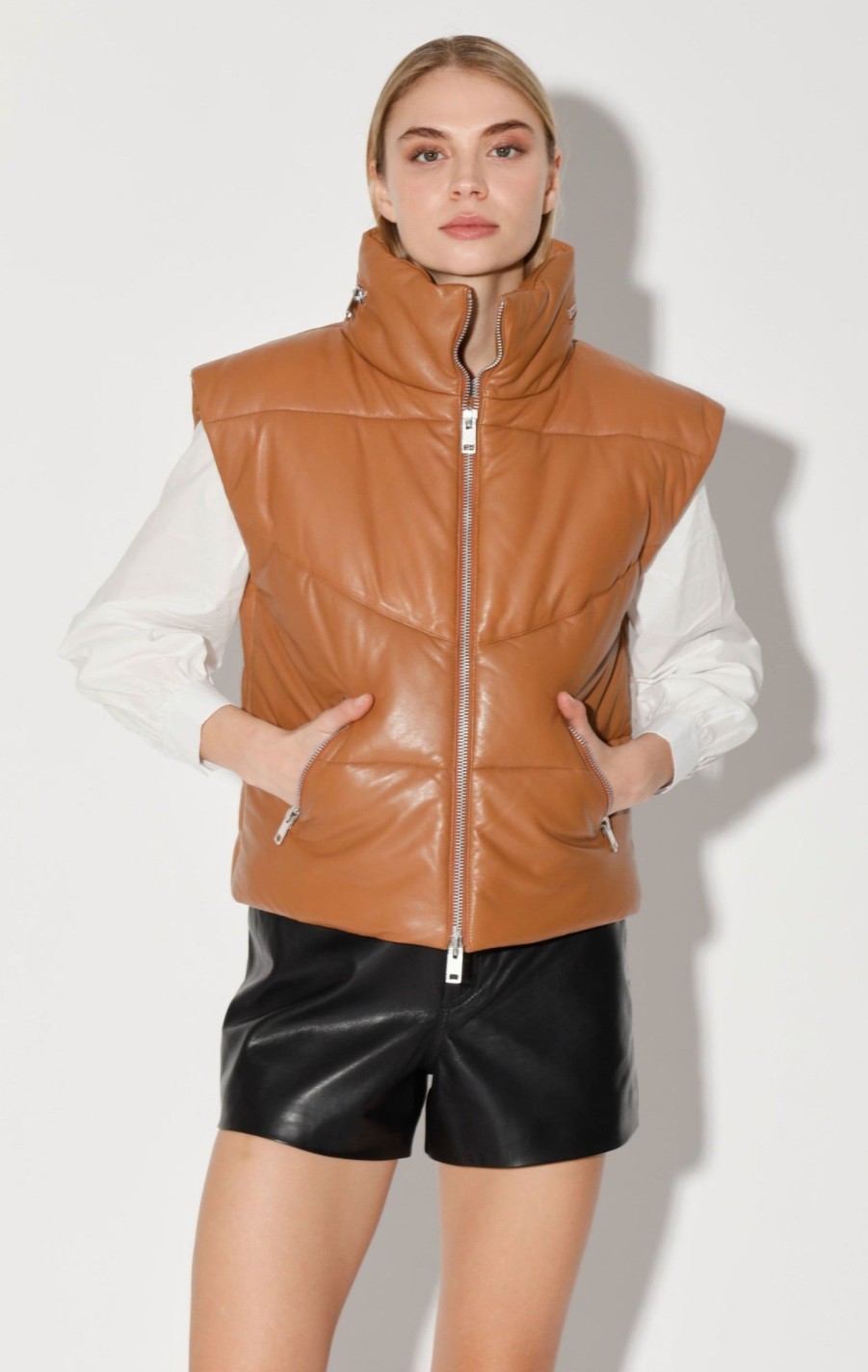 Walter Baker Landon Vest, Camel-Puffer Leather | Leather